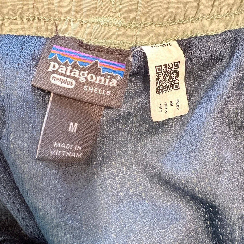 Patagonia Kids Medium Baggies Shorts Sage Green NetPlus Nylon 6.5 Inseam 459
